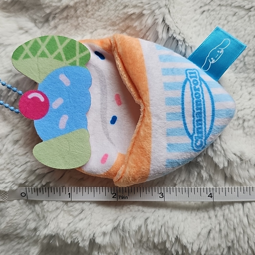 Cinnamoroll Keychain - Picture 4 of 7